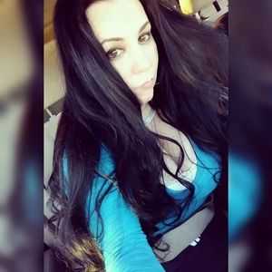 Meet your Posher, Annastacia